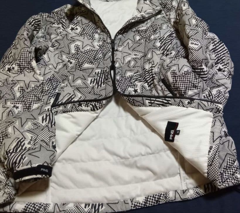 大人気 PING 星柄ダウンジャケット ホワイト/ブラック Мサイズ