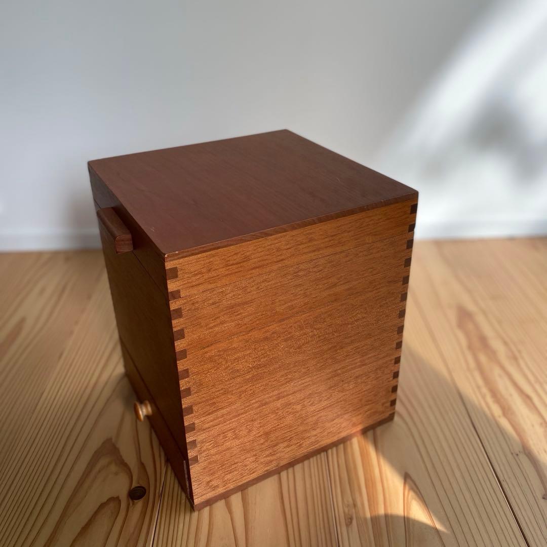 倉敷意匠　ツガの化粧箱