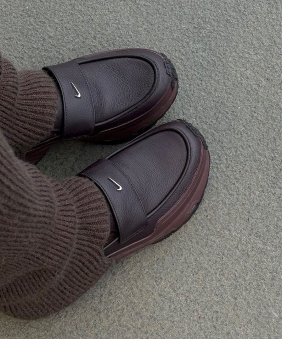 最終価格　ナイキエア マックスフェノメナ Burgundy Crush