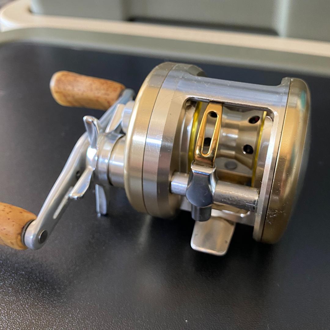 上*剛様 ダイワ『ミリオネア』CV-Z 203（右巻き）