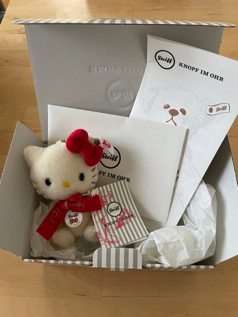 Steiff Hello Kitty ぬいぐるみ　キーリング