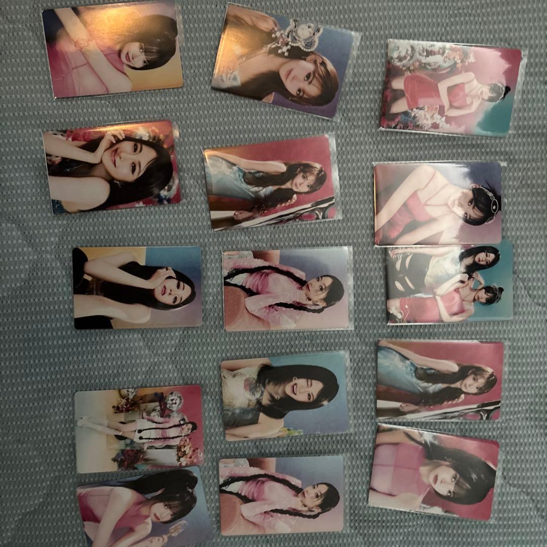 Le Sserafimグッズ まとめ売りペンライトCDフォトカードメンバーシップ