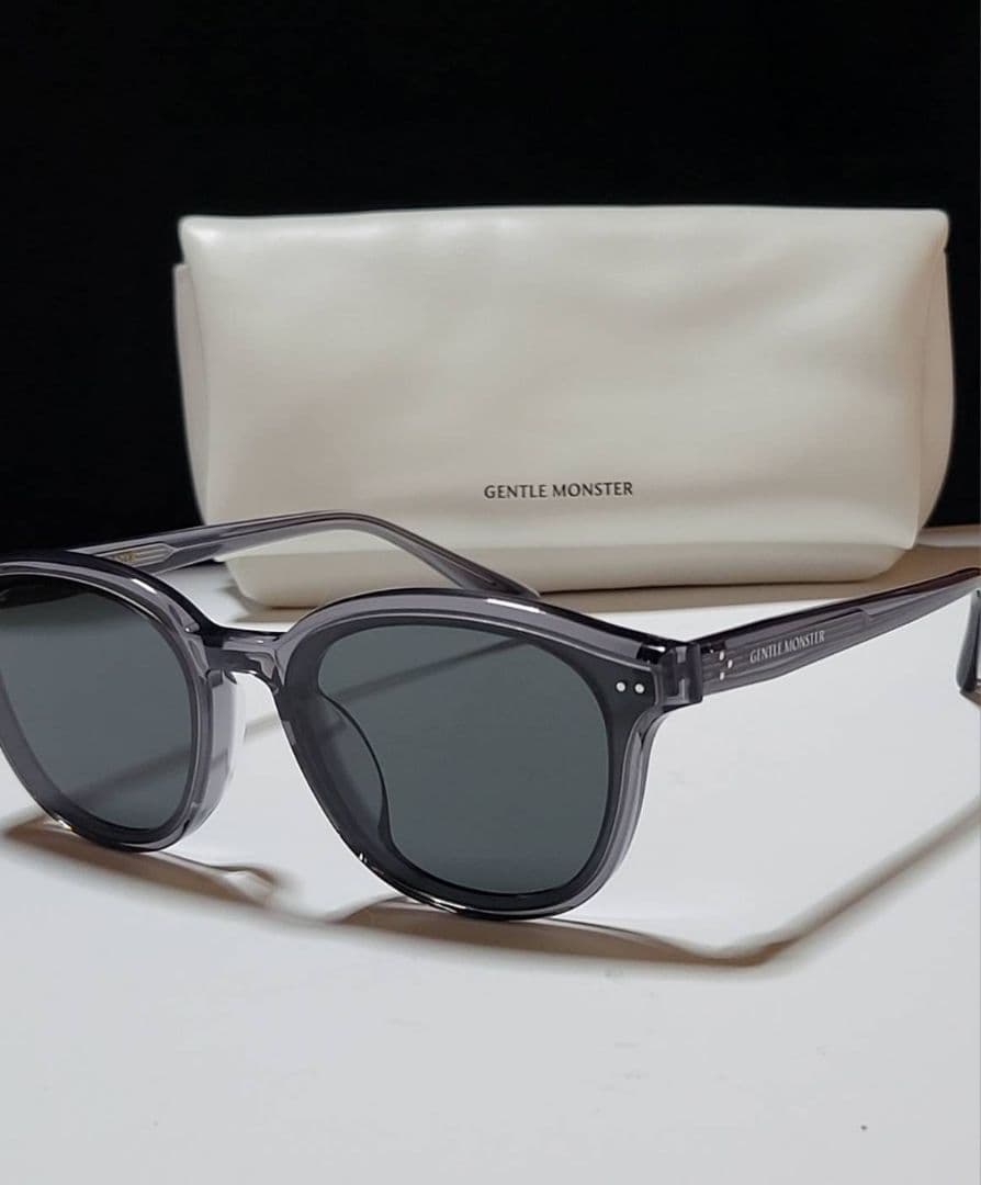 ◆GENTLE MONSTER◆サングラス　JADE　ケース付き