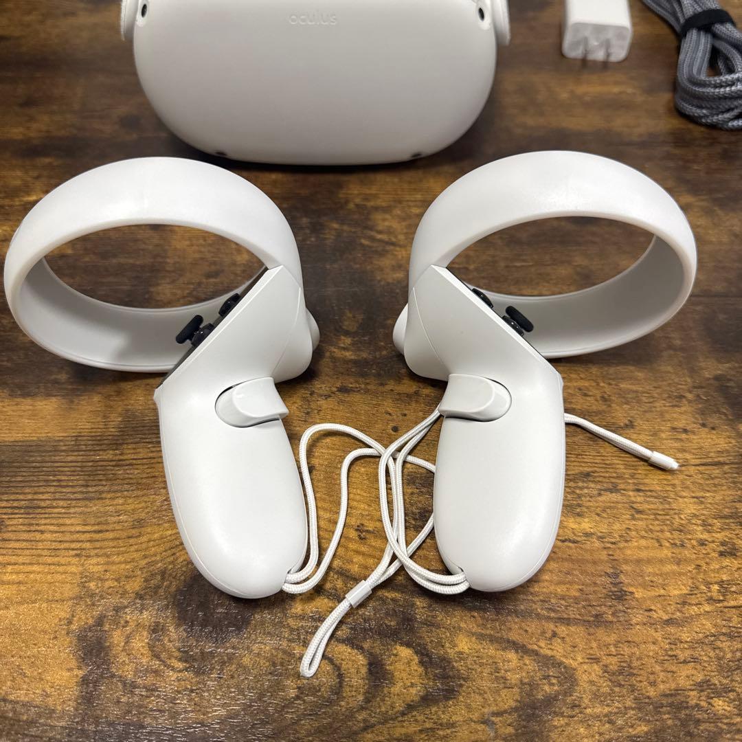 美品　  Quest 2 128GB VRヘッドセット　①