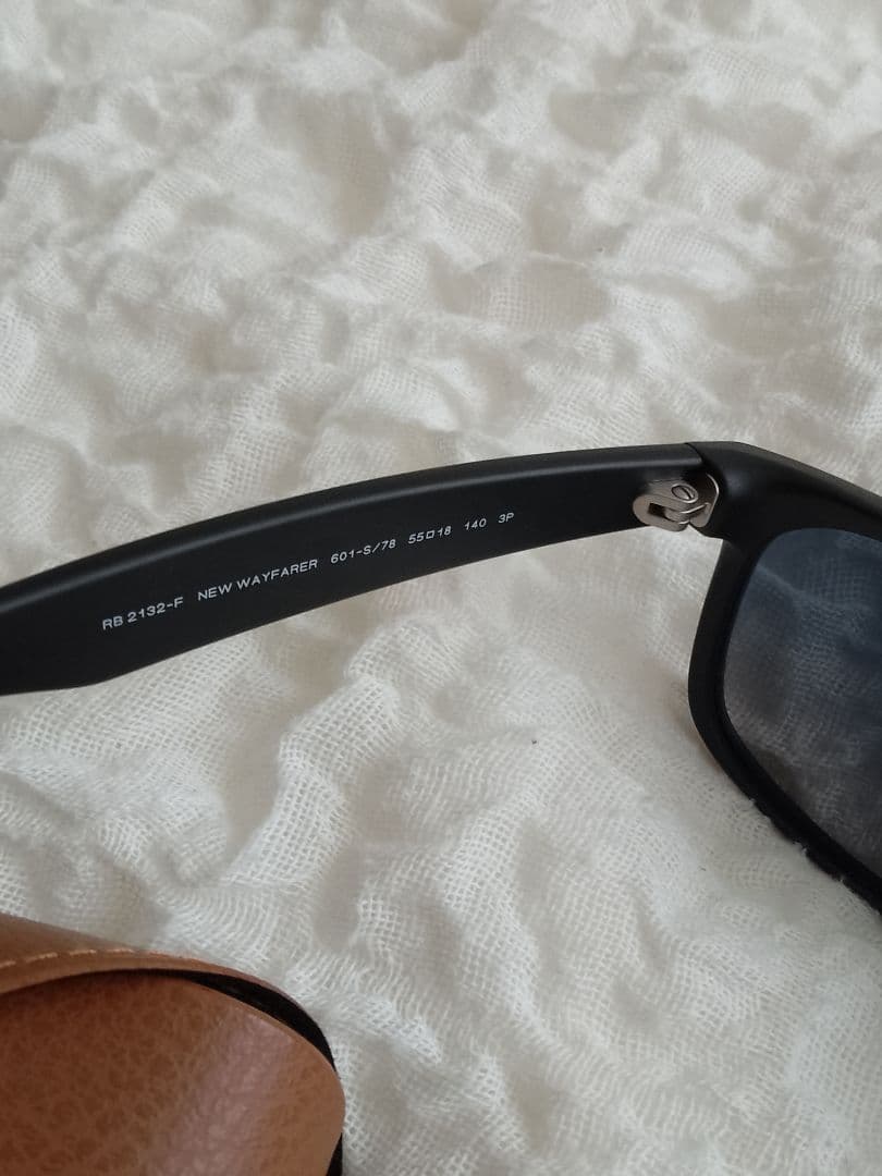 超美品 Ray-Ban レイバン RB2132-F 601-S/78 偏光レンズ