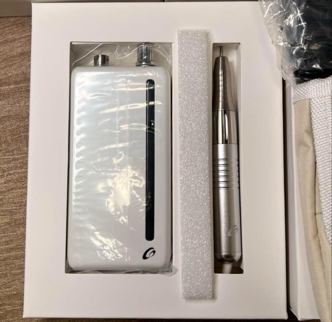 ⭐︎KEVIN（ケビン）⭐︎ネイルマシン ホワイト⭐︎新品未使用