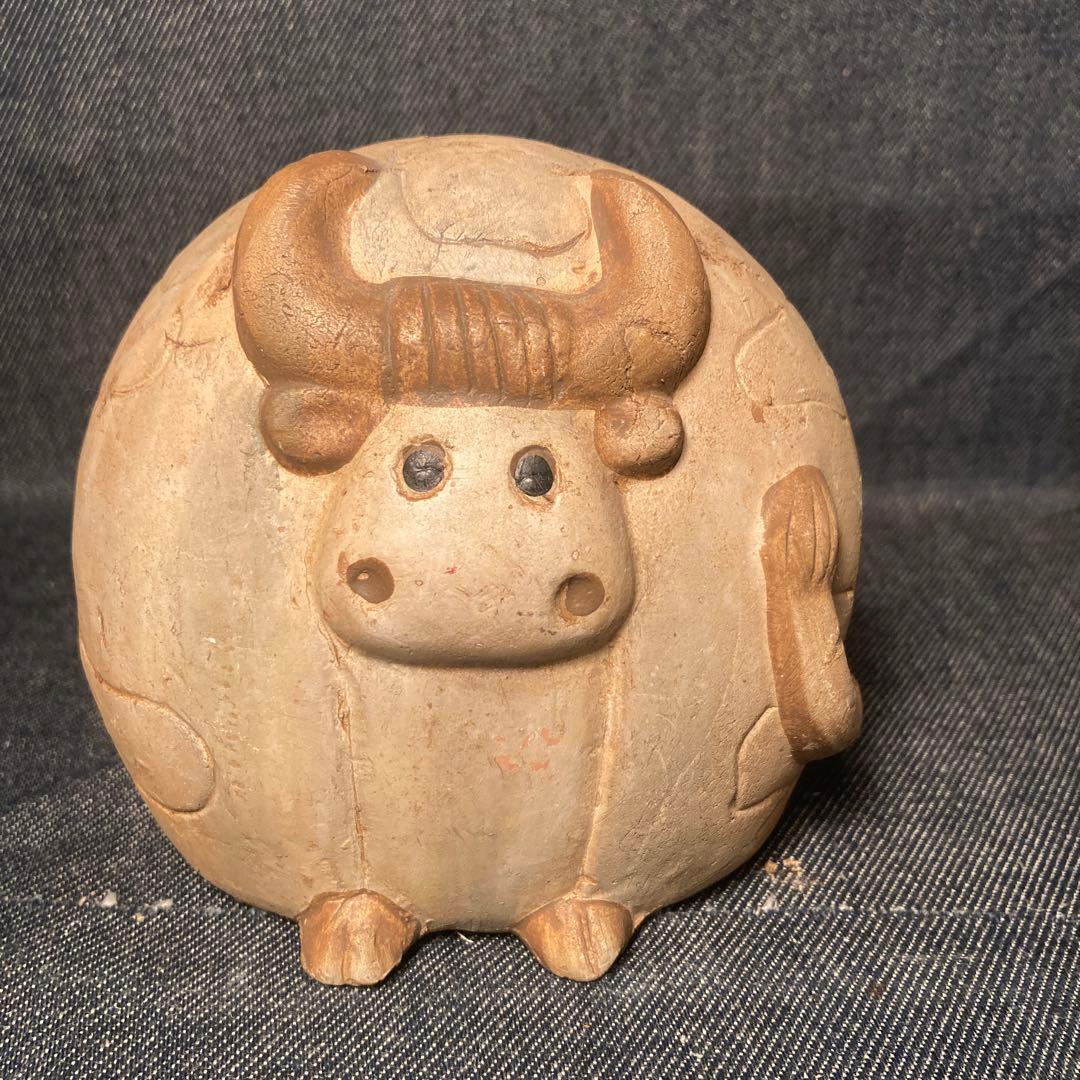 牛　うし　焼物　レア　可愛い　置物