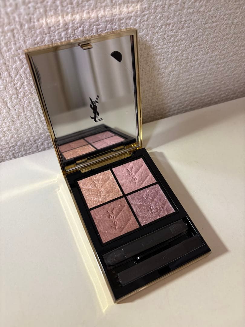 YSLアイシャドウ限定 箱付き 新品未使用