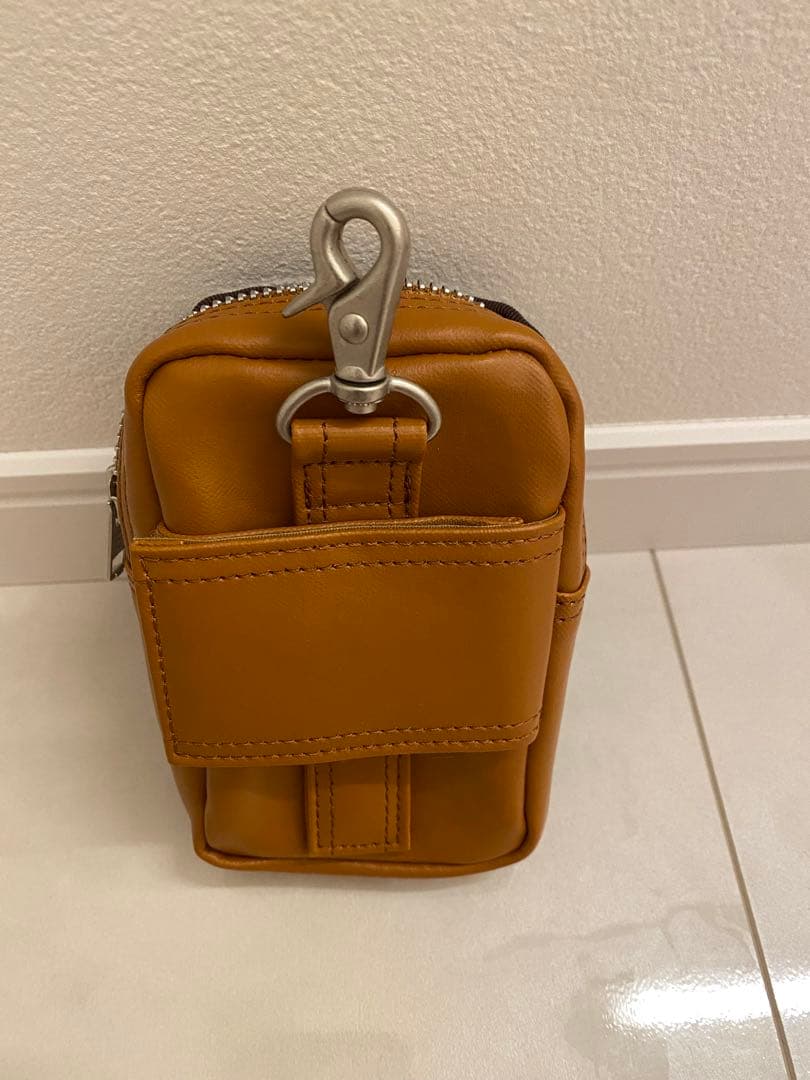 吉田カバン　PORTER 小型ポーチ　小物入れ　キャメル