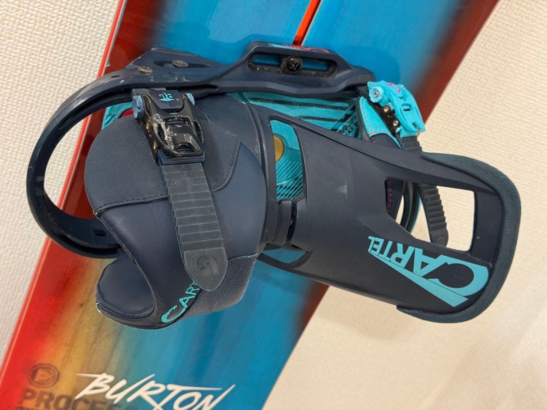 人気Burton バートン　Process Flying V 152cm 即発送