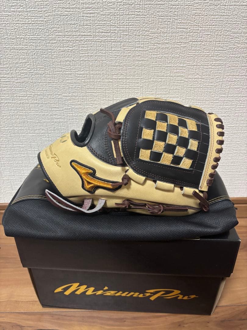 『美品』 ミズノプロオーダーグラブ　軟式