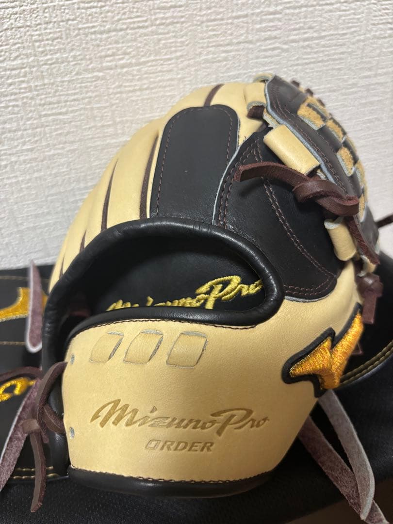 『美品』 ミズノプロオーダーグラブ　軟式