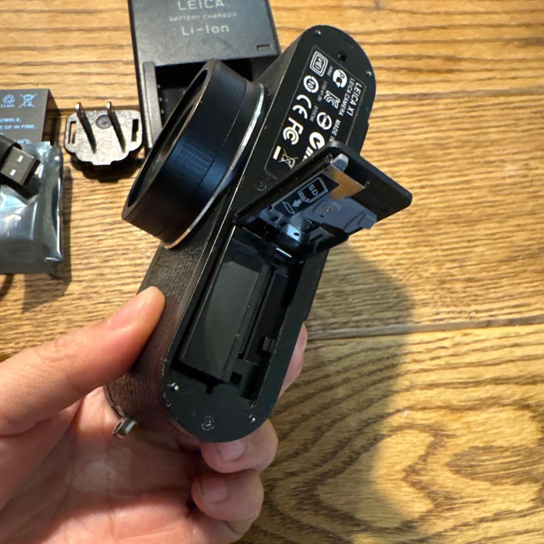 LEICA X1 ブラック コンパクトデジタルカメラ