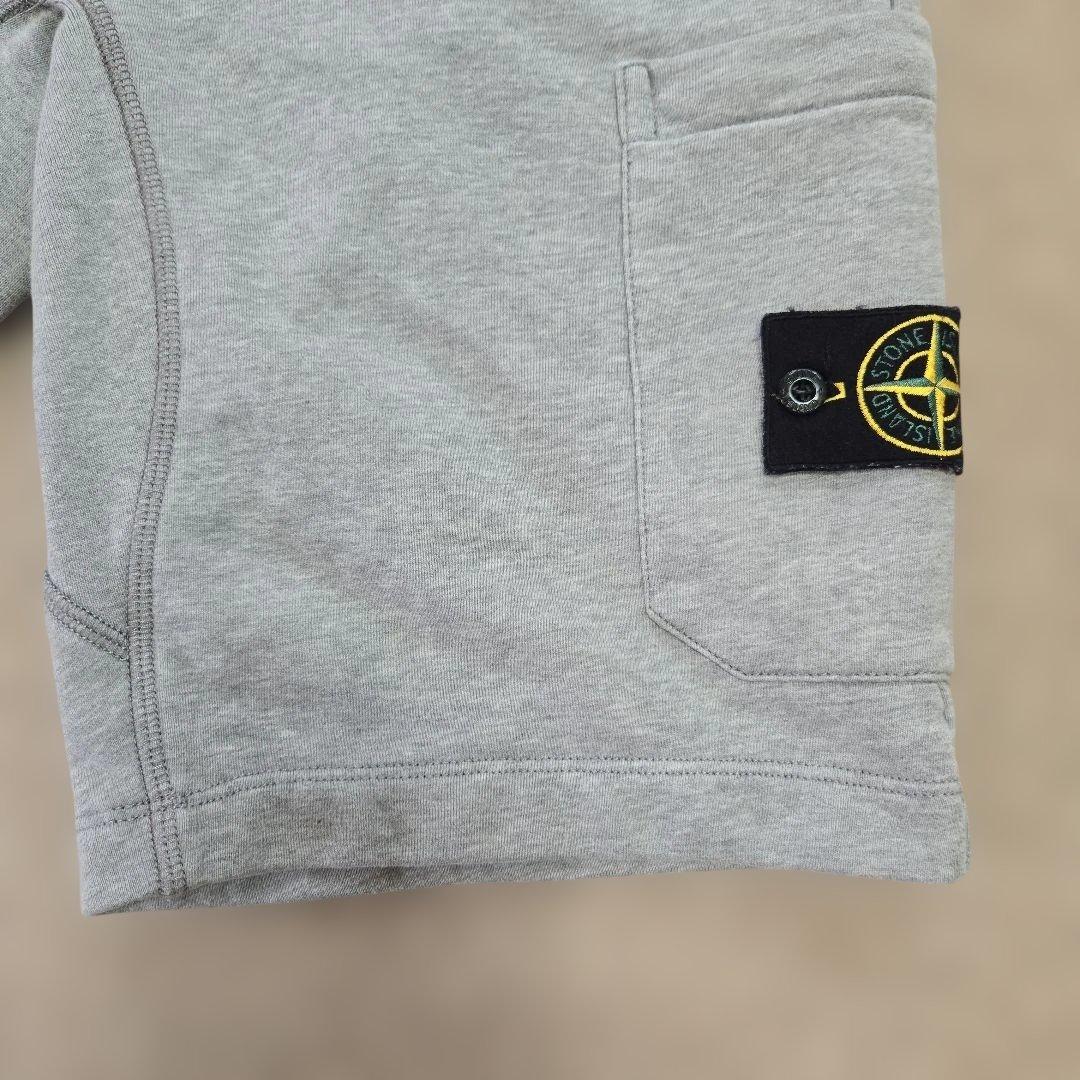 美品【STONE /ストーンアイランド】 ショートパンツ