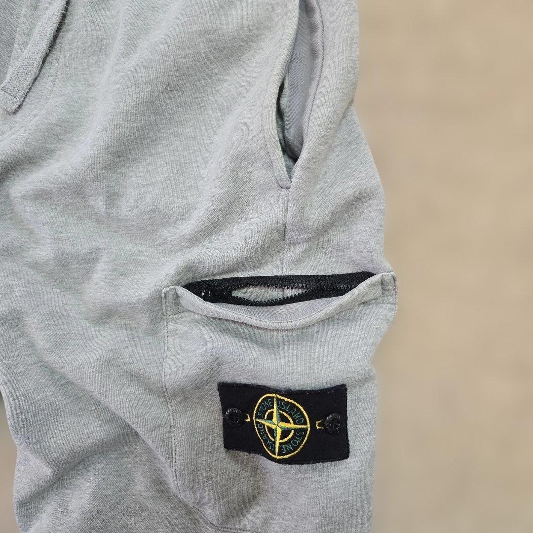 美品【STONE /ストーンアイランド】 ショートパンツ