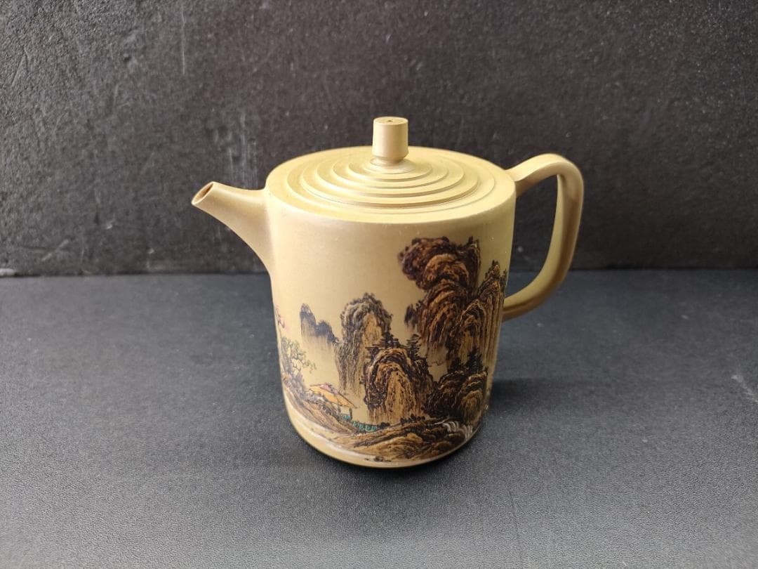 中国宜興 紫砂壺 (急須） 山水画文 古玩中国茶器 急須 志成作 丙子年 水注