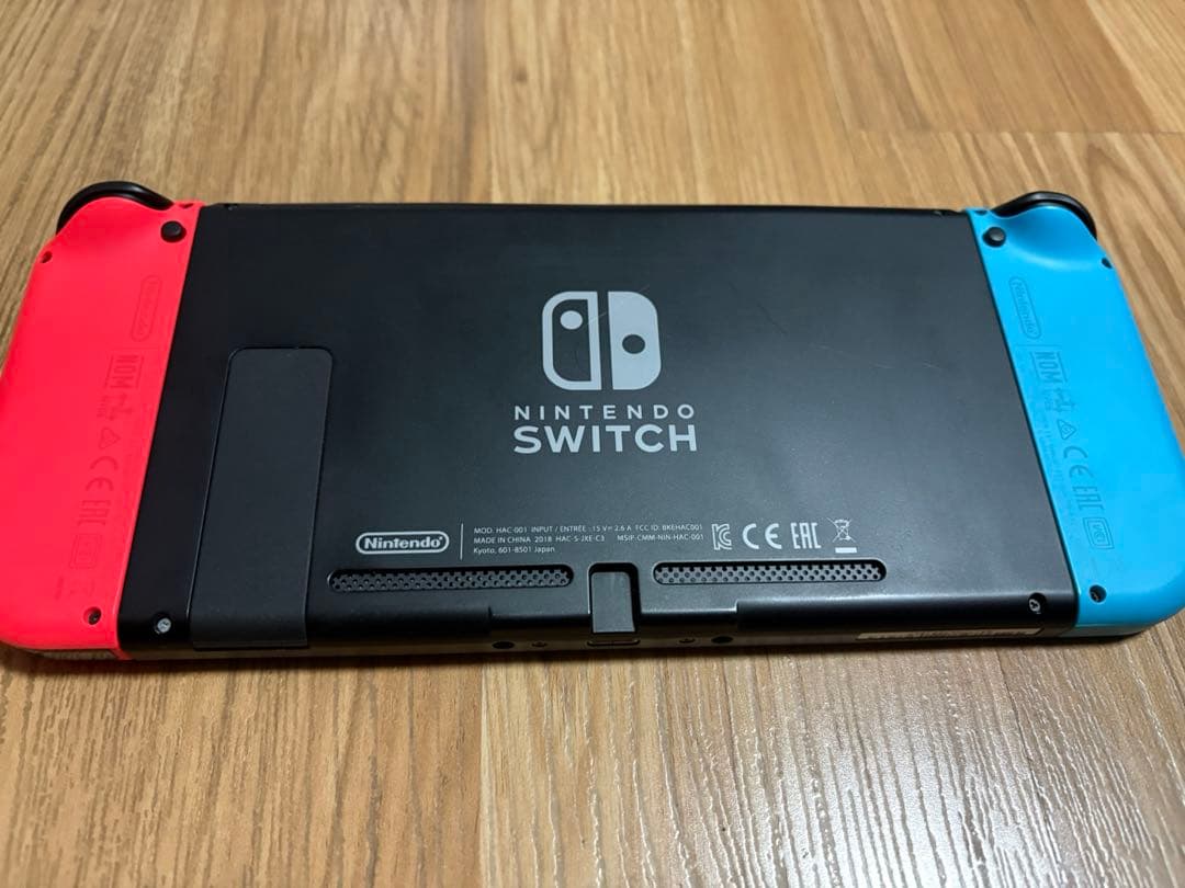 美品✨Nintendo Switch 本体 赤と青ジョイコン