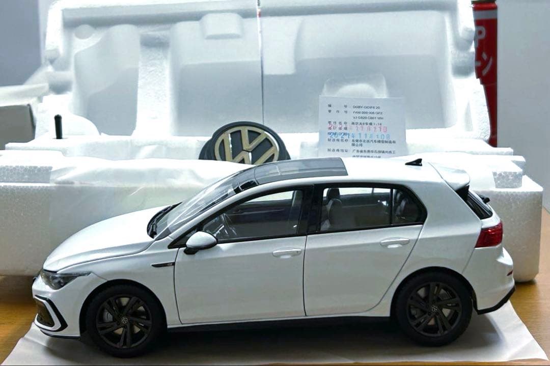 golf8 RラインWhite Volkswagen Golf サンルーフ付き