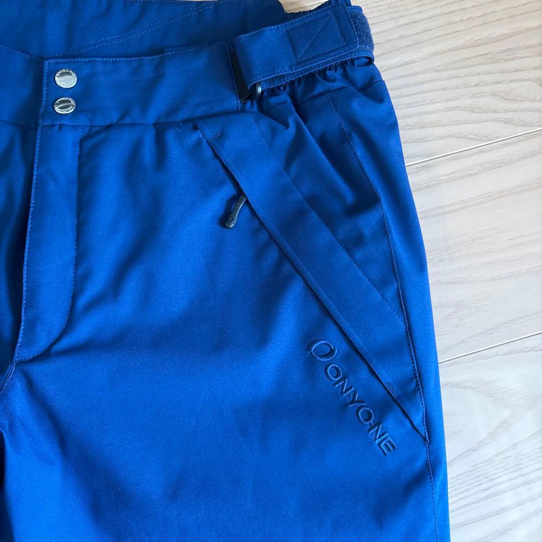 ONE-YO-NE（オンヨネ）　スキーウェア 上下セット