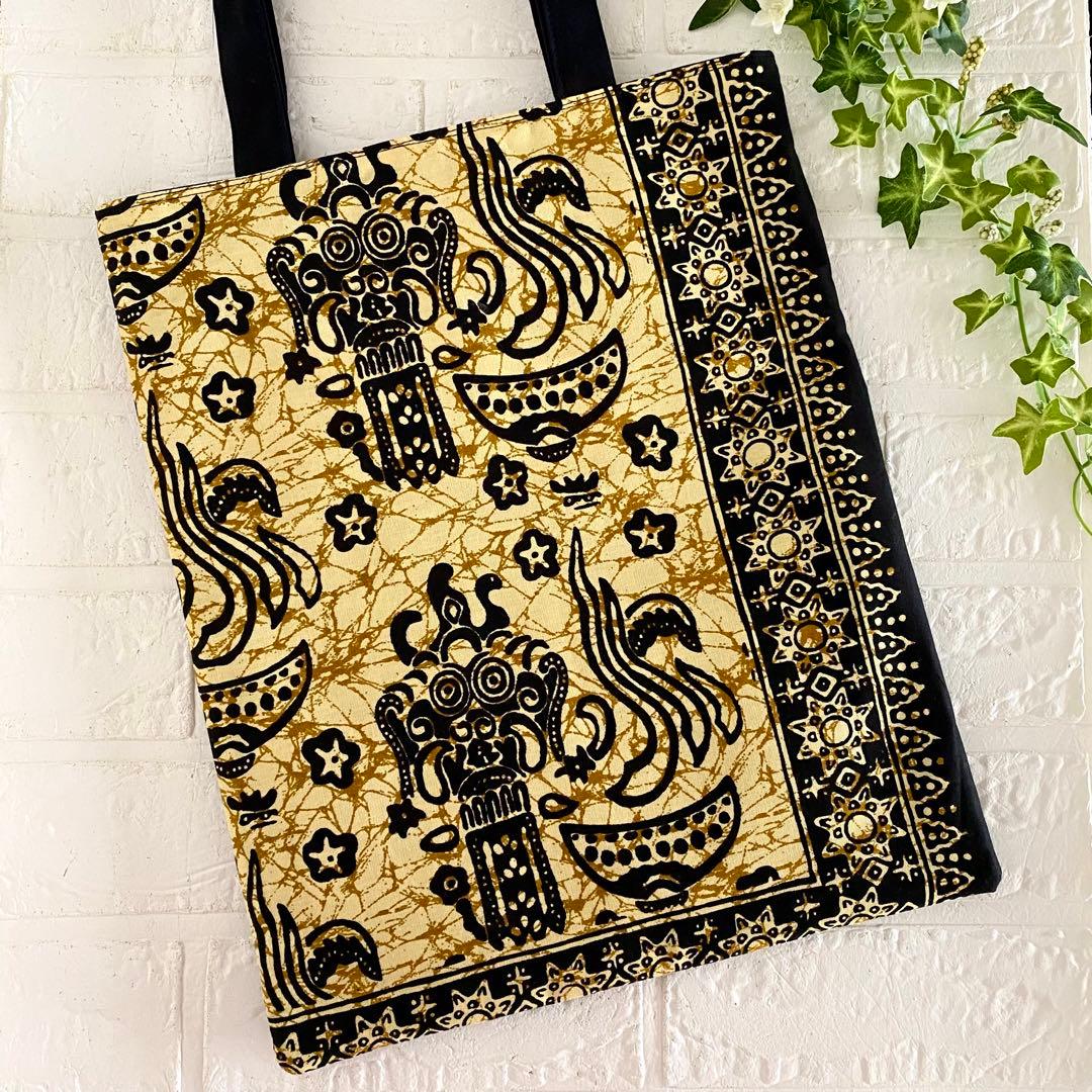 【再販】　インドネシアバティック　A4肩掛けバッグ　ハンドメイド