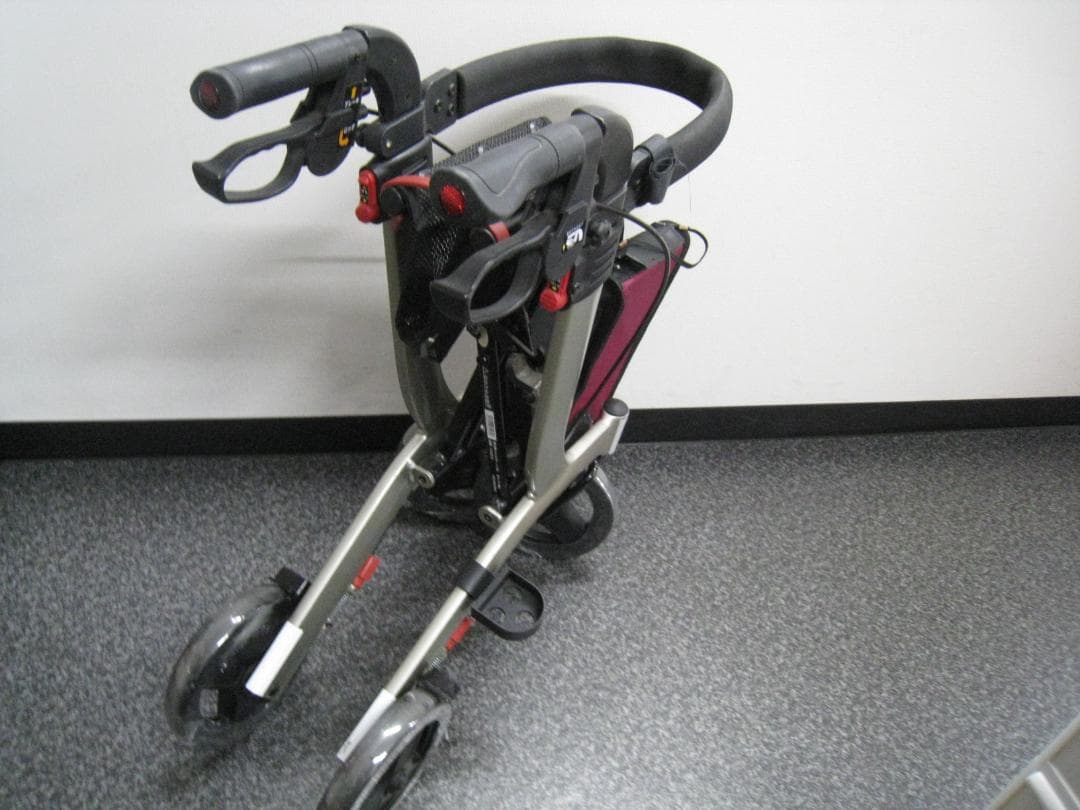 介護用品 歩行車 リトルターン ハイタイプ アロン化成 安寿 リハビリ ③