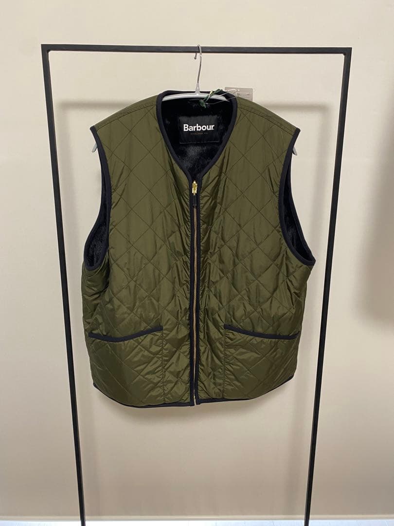 Barbour オリーブ キルティングベスト　グリーンレーベルリラクシング別注