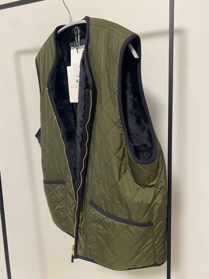 Barbour オリーブ キルティングベスト　グリーンレーベルリラクシング別注