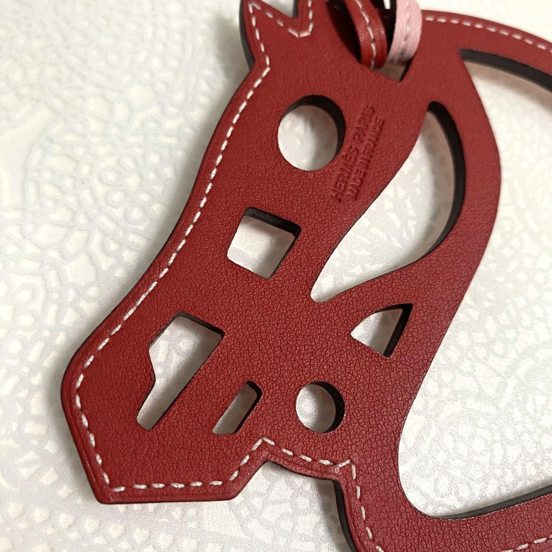 処分！ HERMES エルメス チャーム パドック シュヴァル ピンク 馬