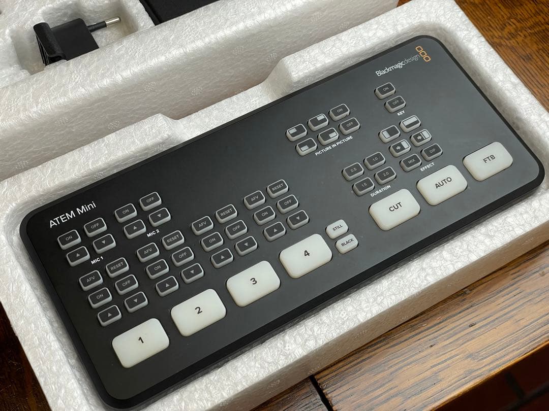 Blackmagic ATEM Mini ビデオスイッチャー