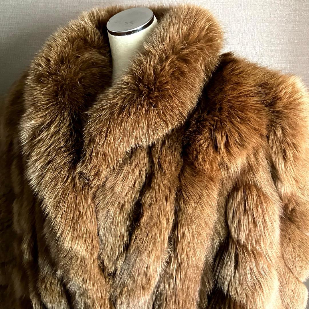 ✨セントピさん専用✨SAGA FOX 最高級フォックスファーコート 銀サガ 刺繍