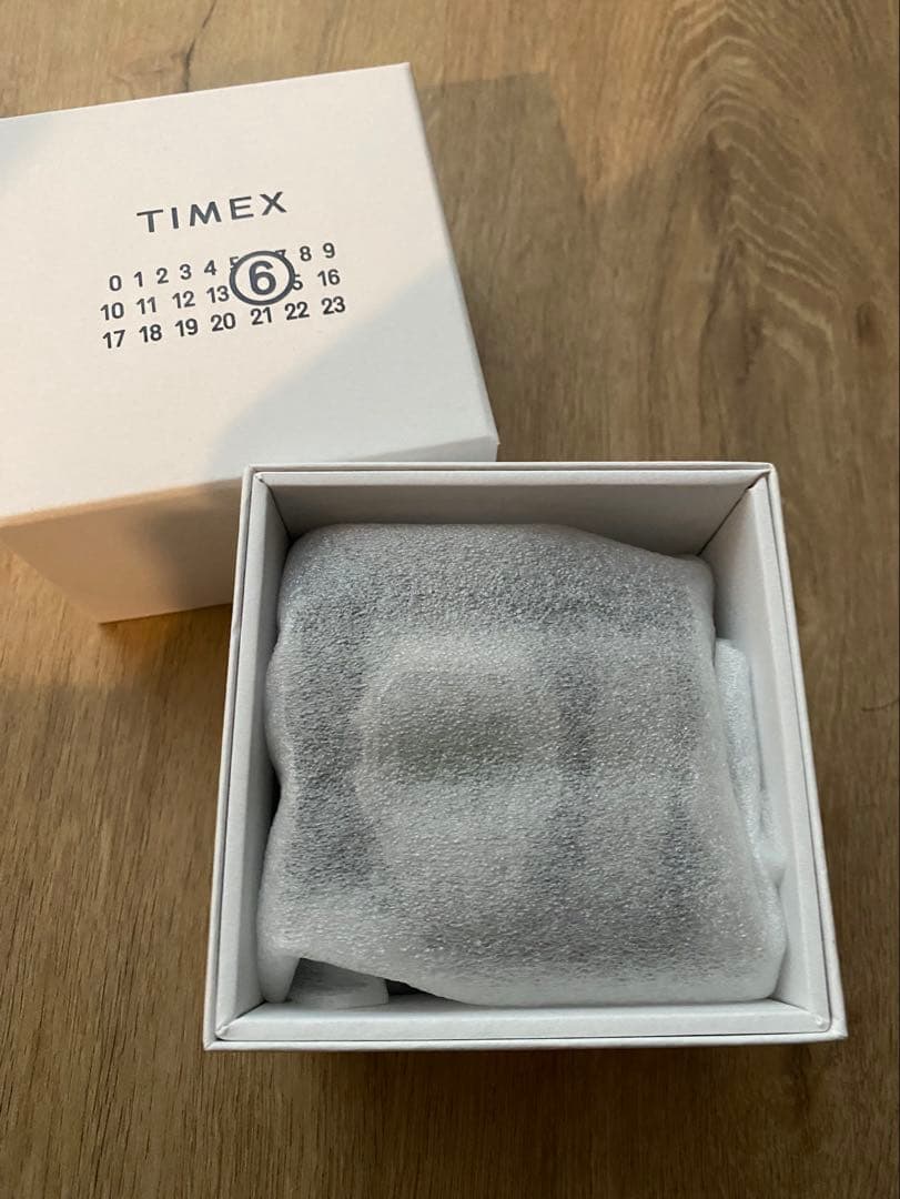 新品、未使用、箱有り