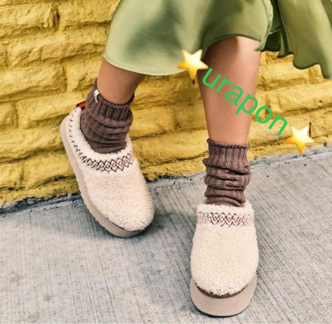 超入手困難・超美品✨26⇒～25薄手・素足✨UGG✨Tazz UGG Braid