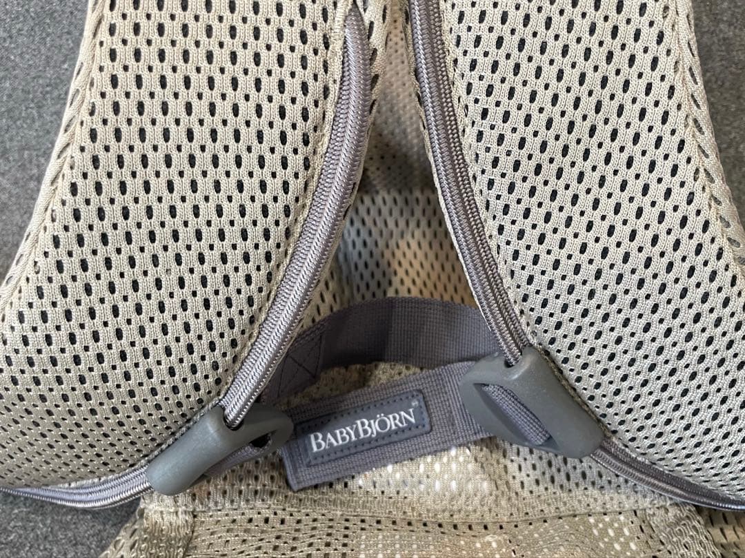 ベビービョルン 抱っこ紐 ワンカイエアー ONE KAI Air