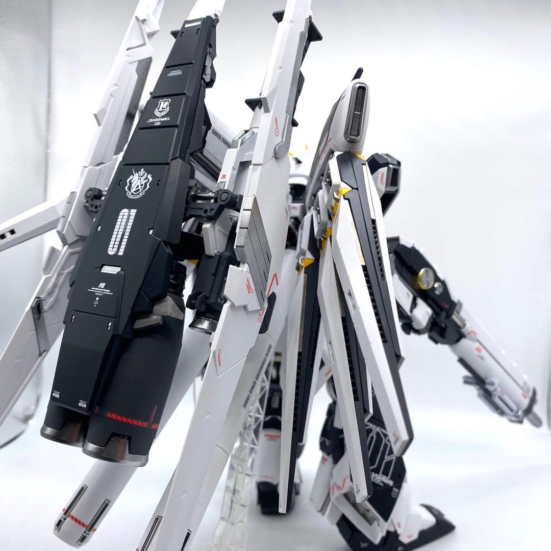MG Ｈi-νガンダム　HWS装備型　ガンプラ　全塗装　完成品