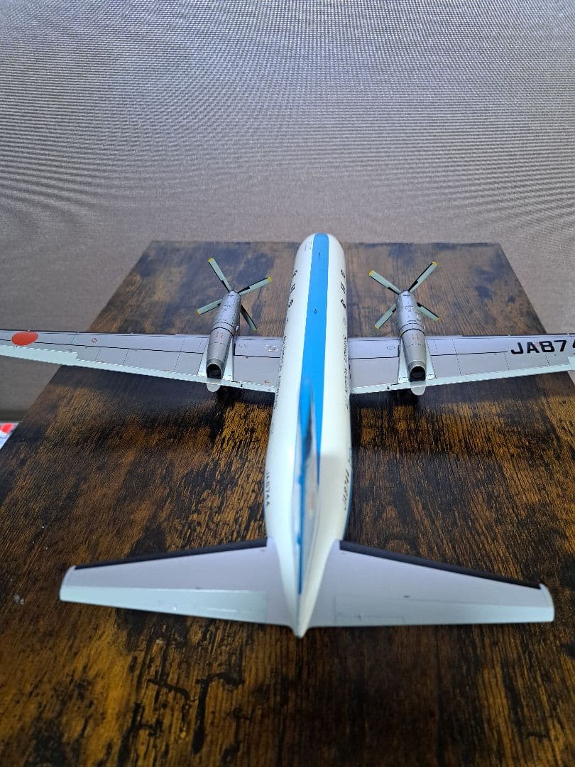 【美品】ANA YS-11A モヒカン塗装 1/72 全日空商事 JA8744