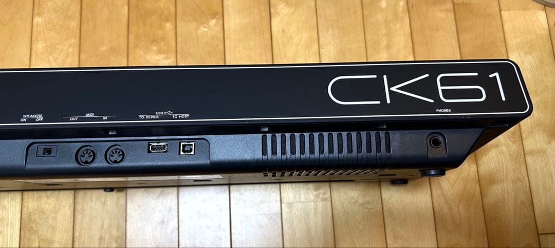 YAMAHA CK61 ステージキーボード　ケース、ペダル、スタンド、イスセット