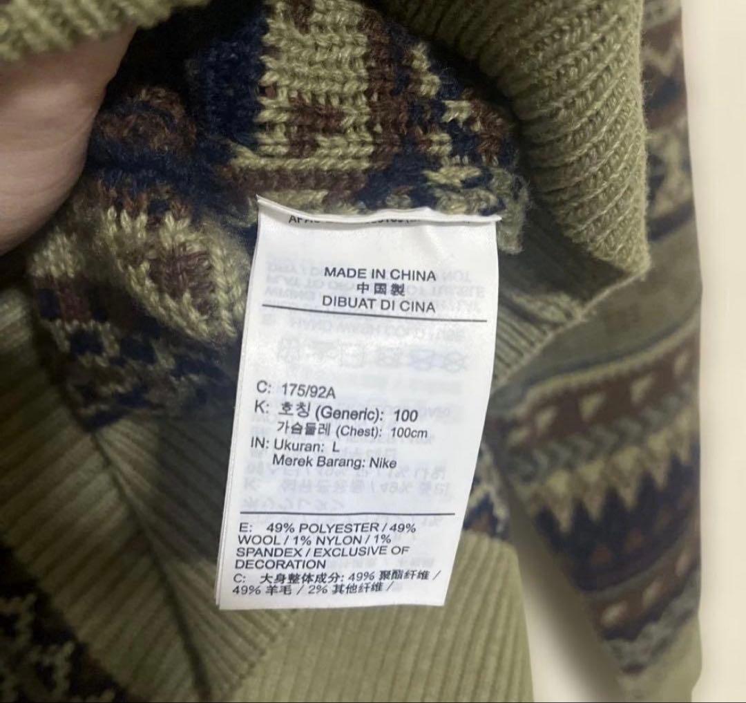 NIKE 柄 ニットセーター