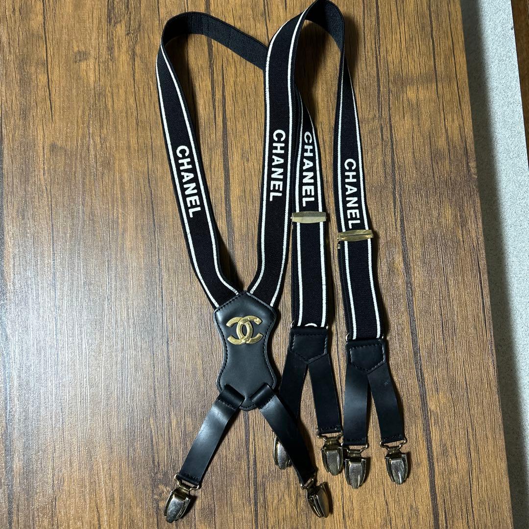 TAKUYA∞着用風　CHANELサスペンダー