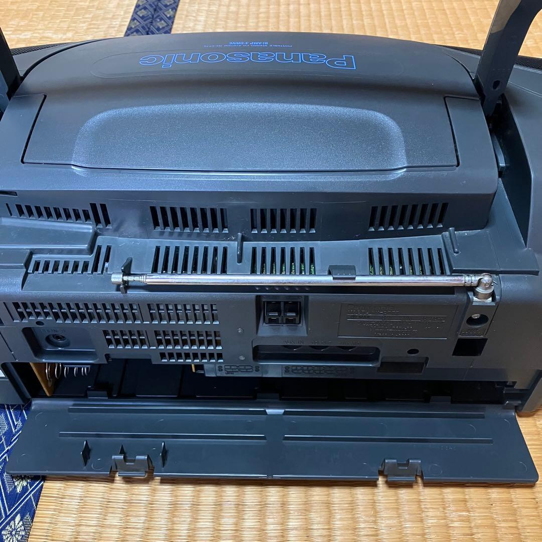 【期間限定 送料無料】Panasonic CDラジカセ本体 RX-DT75