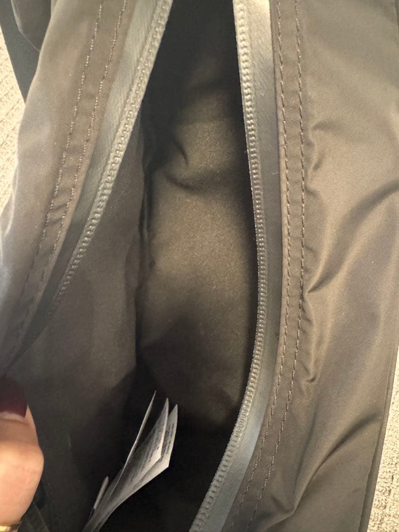 【美品】アディダスバイステラマッカートニー　ボディバッグ　バムバッグ　ブラック