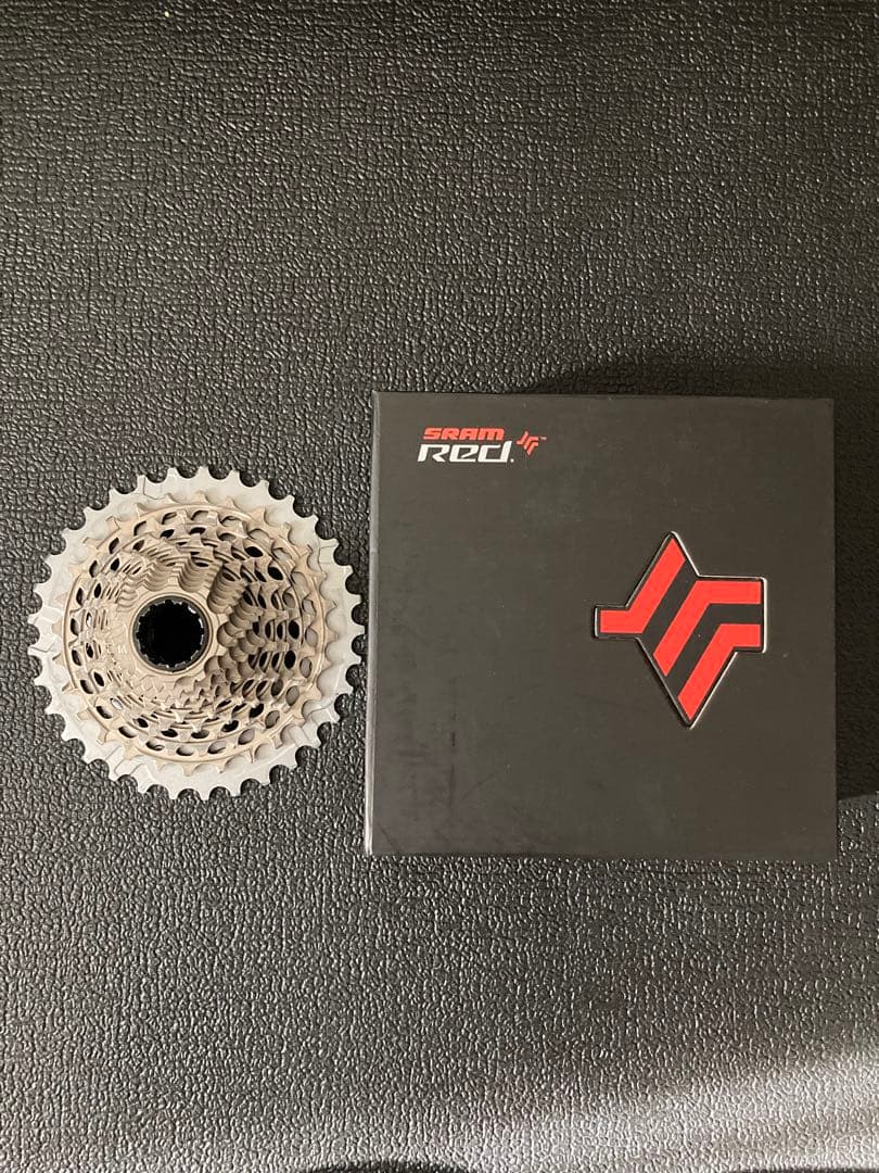 SRAM RED 12速スプロケット 10-33T