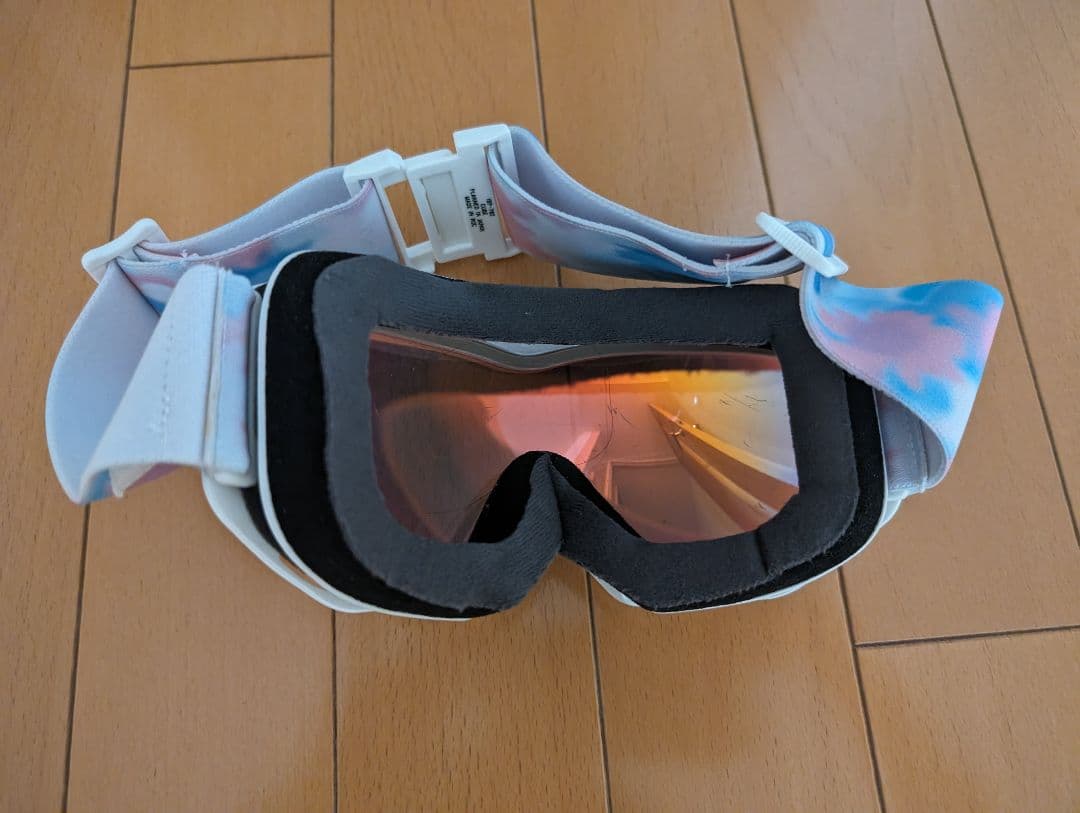 スノーボード用ウェアセット（ジャケット・パンツ・手袋・ゴーグル・プロテクター）