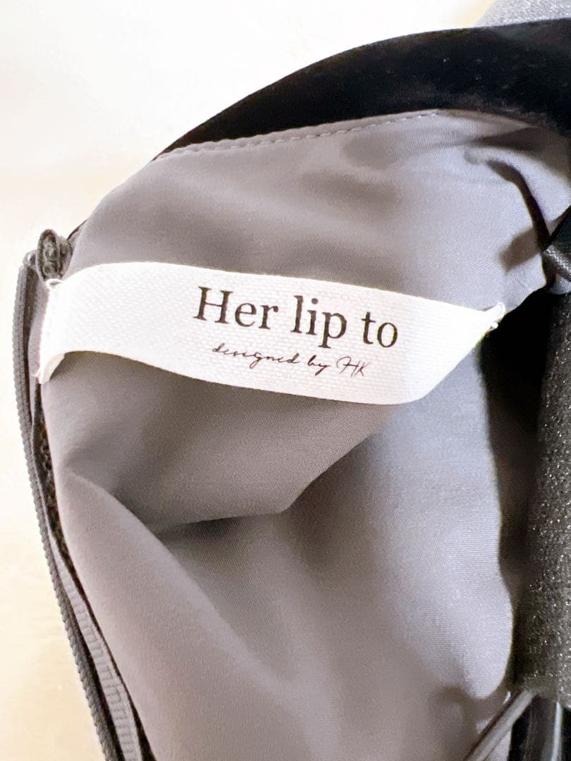 ワンピース herlipto Garnier Pleated Dress size S