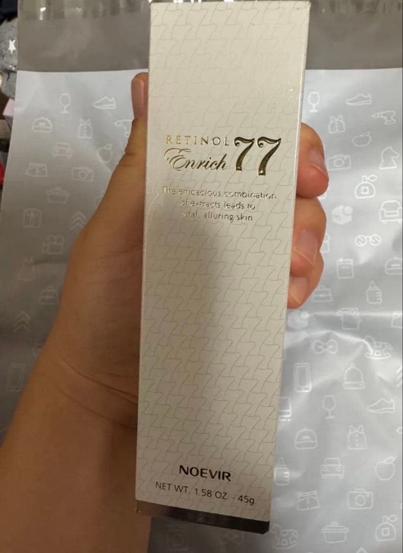 ノエビア　エンリッチ77美容液　レチノール