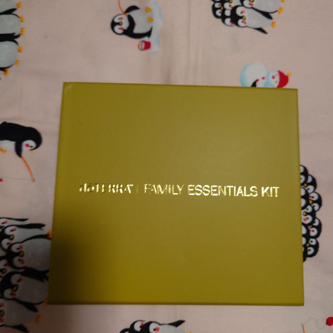 dōTERRA FAMILY ESSENTIALS KIT