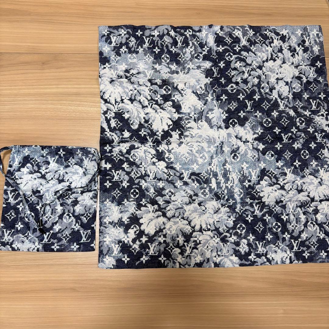 ルイヴィトン　ハンカチ　巾着セット