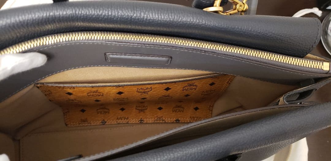 MCM ダークグレー ビジネスバッグ