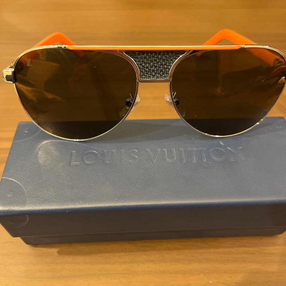 Louis Vuitton ゴールドフレーム サングラス