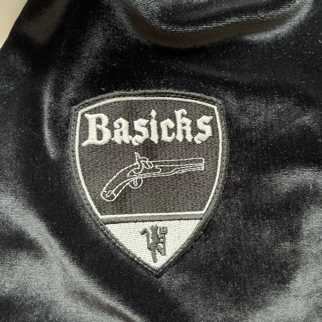 Basicks ブラック ラガーシャツ Vネック　MEGUMIさん着用