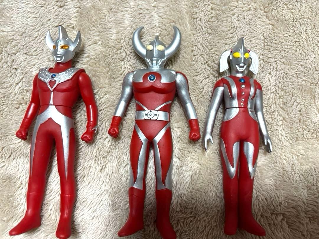 ウルトラマン　フィギュアセット　怪獣あり